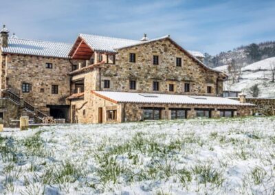 El albergue La casa de Gándara con nieve
